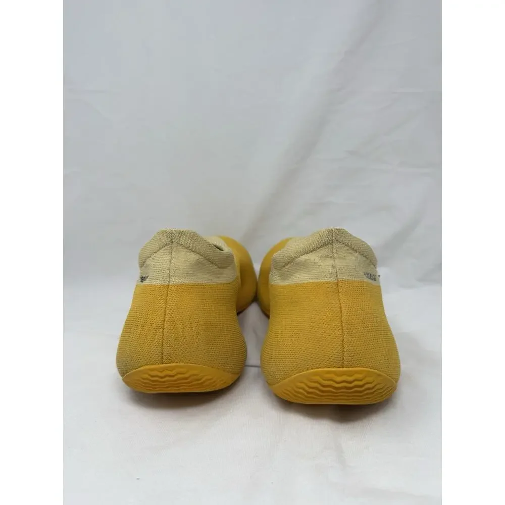 Size 8.5 - adidas Yeezy Knit Runner Sulfur